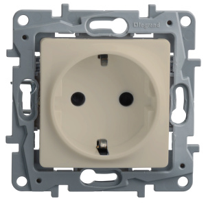 Legrand 672321 Розетка 2К+З винты СЛНК ETIKA