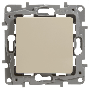 Legrand 672305 Переключат 10А винтыСЛНК ETIKA