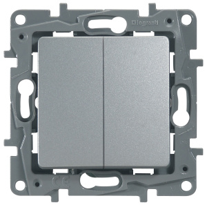 Legrand 672412 Перекл 2кл авт 10AX АЛМ