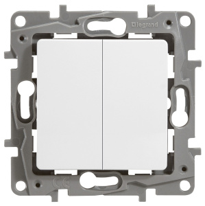 Legrand 672202 Выкл 2клав винт 10АХБЕЛ ETIKA